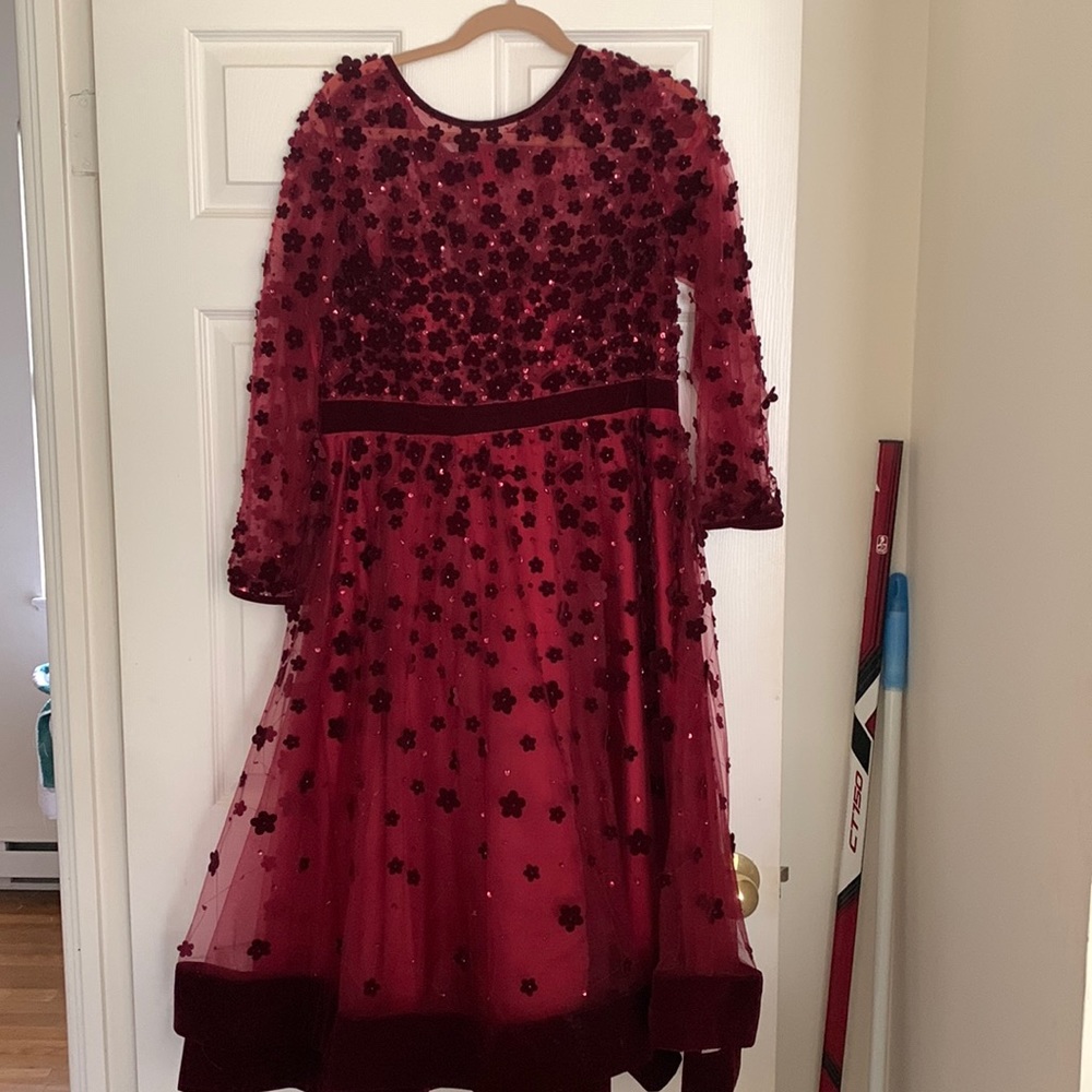 MAC DUGGAL Floral-Embellished Fit & Flare Midi Dress in burgundy 14, Worn once.